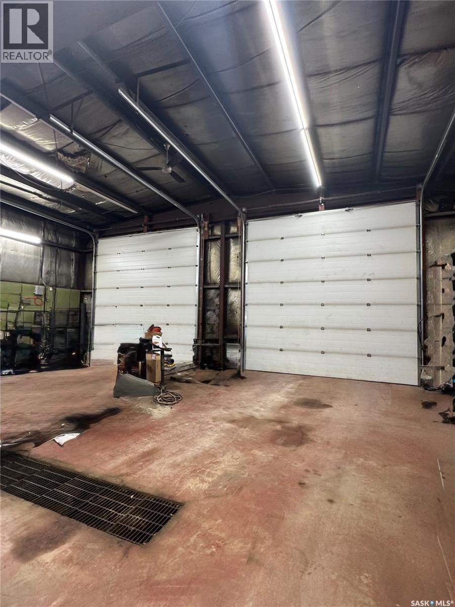 












1124 Industrial DRIVE

,
Hudson Bay,




Saskatchewan
S0E0Y0

