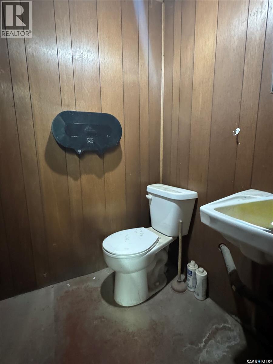 












1124 Industrial DRIVE

,
Hudson Bay,




Saskatchewan
S0E0Y0

