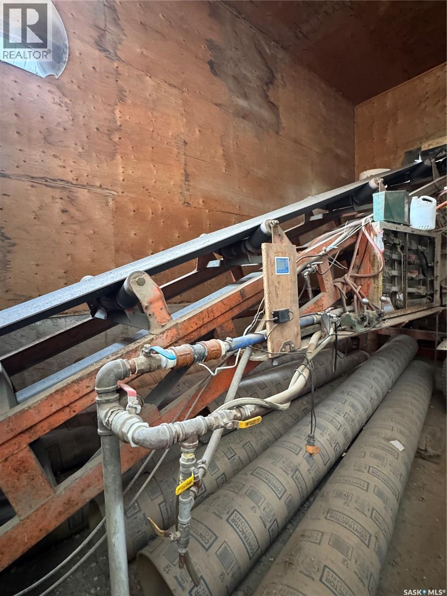 












1124 Industrial DRIVE

,
Hudson Bay,




Saskatchewan
S0E0Y0

