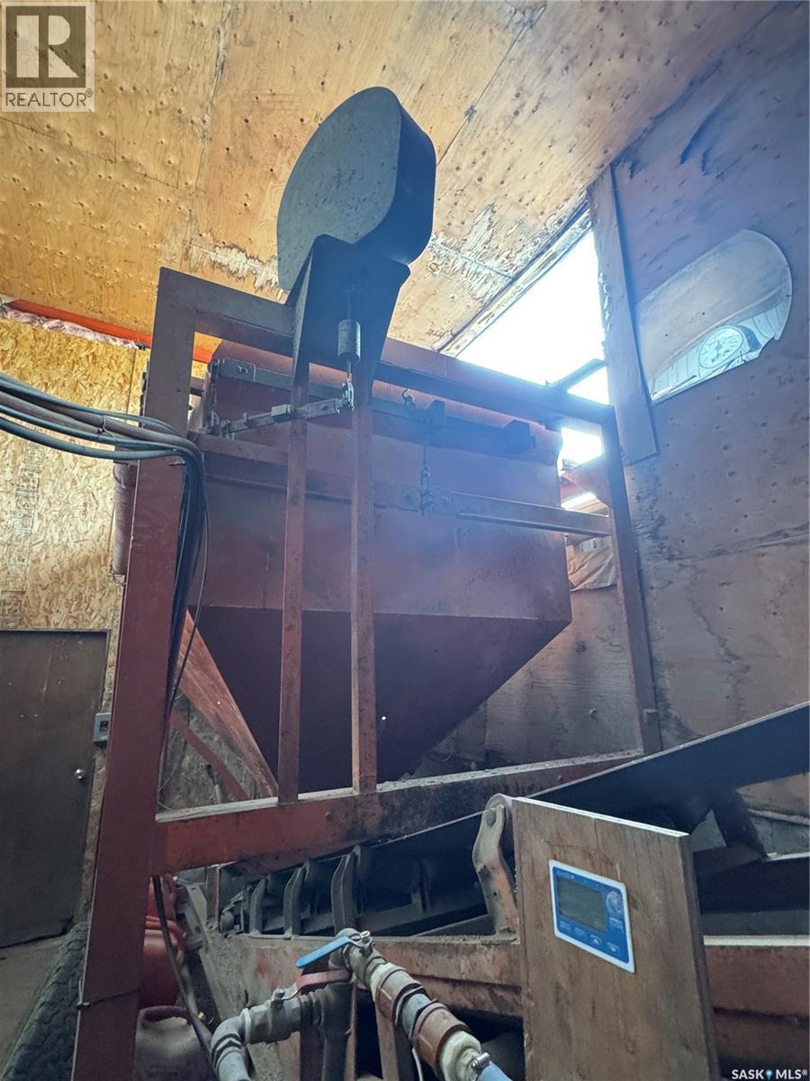 












1124 Industrial DRIVE

,
Hudson Bay,




Saskatchewan
S0E0Y0

