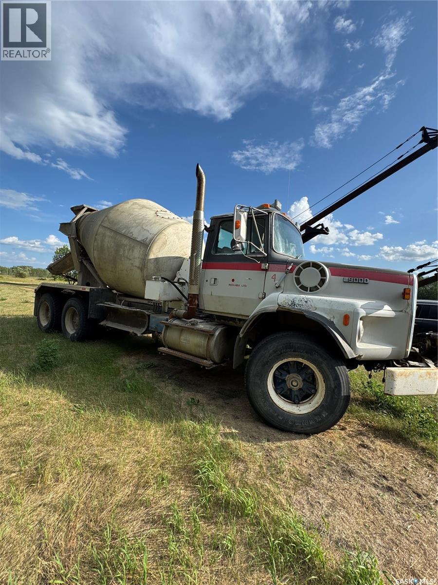












1124 Industrial DRIVE

,
Hudson Bay,




Saskatchewan
S0E0Y0

