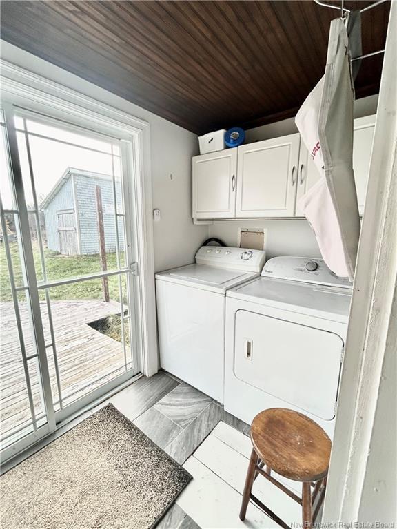 









588


Ste-Anne

ST,
Caraquet,




NB
E1W 1A2

