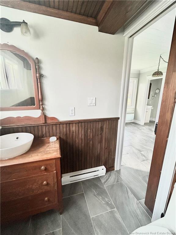 









588


Ste-Anne

ST,
Caraquet,




NB
E1W 1A2

