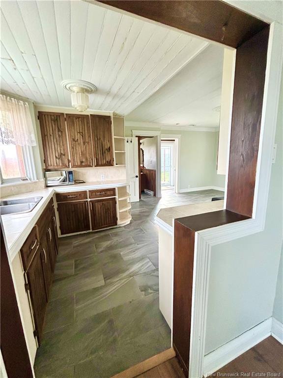 









588


Ste-Anne

ST,
Caraquet,




NB
E1W 1A2

