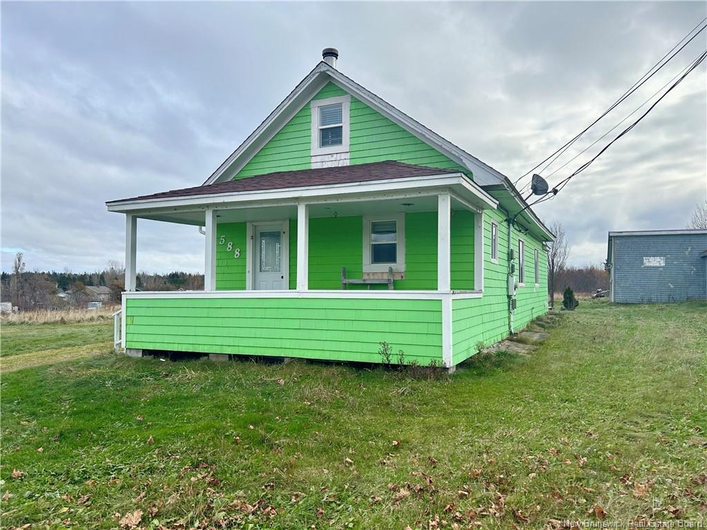 









588


Ste-Anne

ST,
Caraquet,




NB
E1W 1A2

