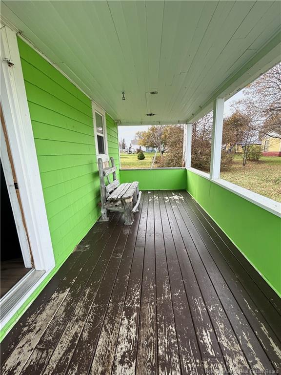 









588


Ste-Anne

ST,
Caraquet,




NB
E1W 1A2

