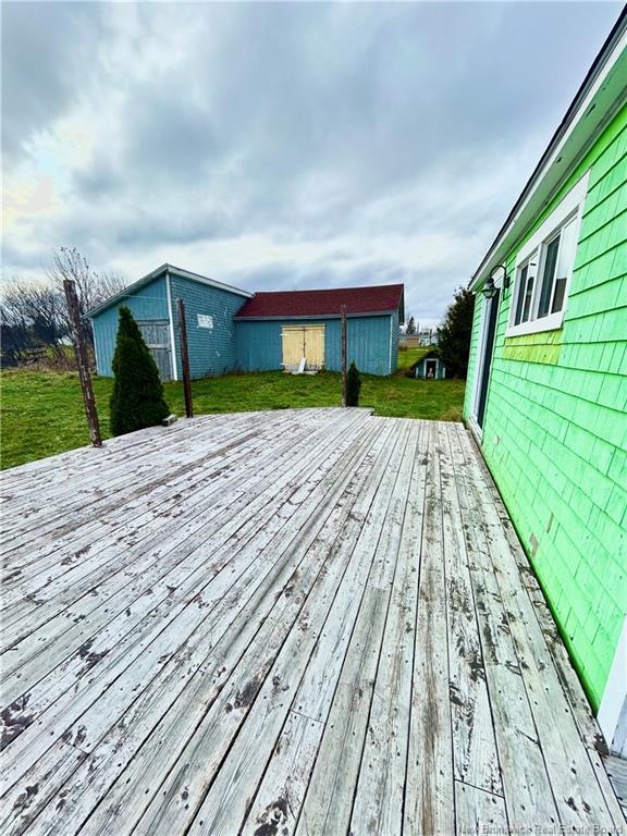 









588


Ste-Anne

ST,
Caraquet,




NB
E1W 1A2

