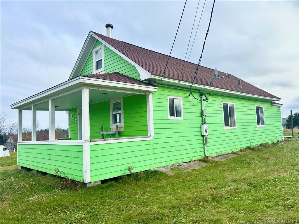 









588


Ste-Anne

ST,
Caraquet,




NB
E1W 1A2

