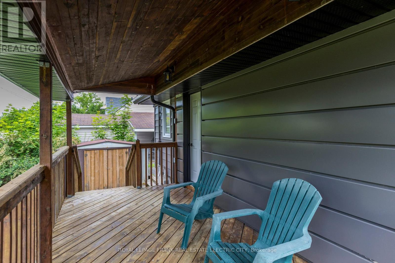 












547 ROSE AVENUE

,
Peterborough South (West),




Ontario
K9J4E6

