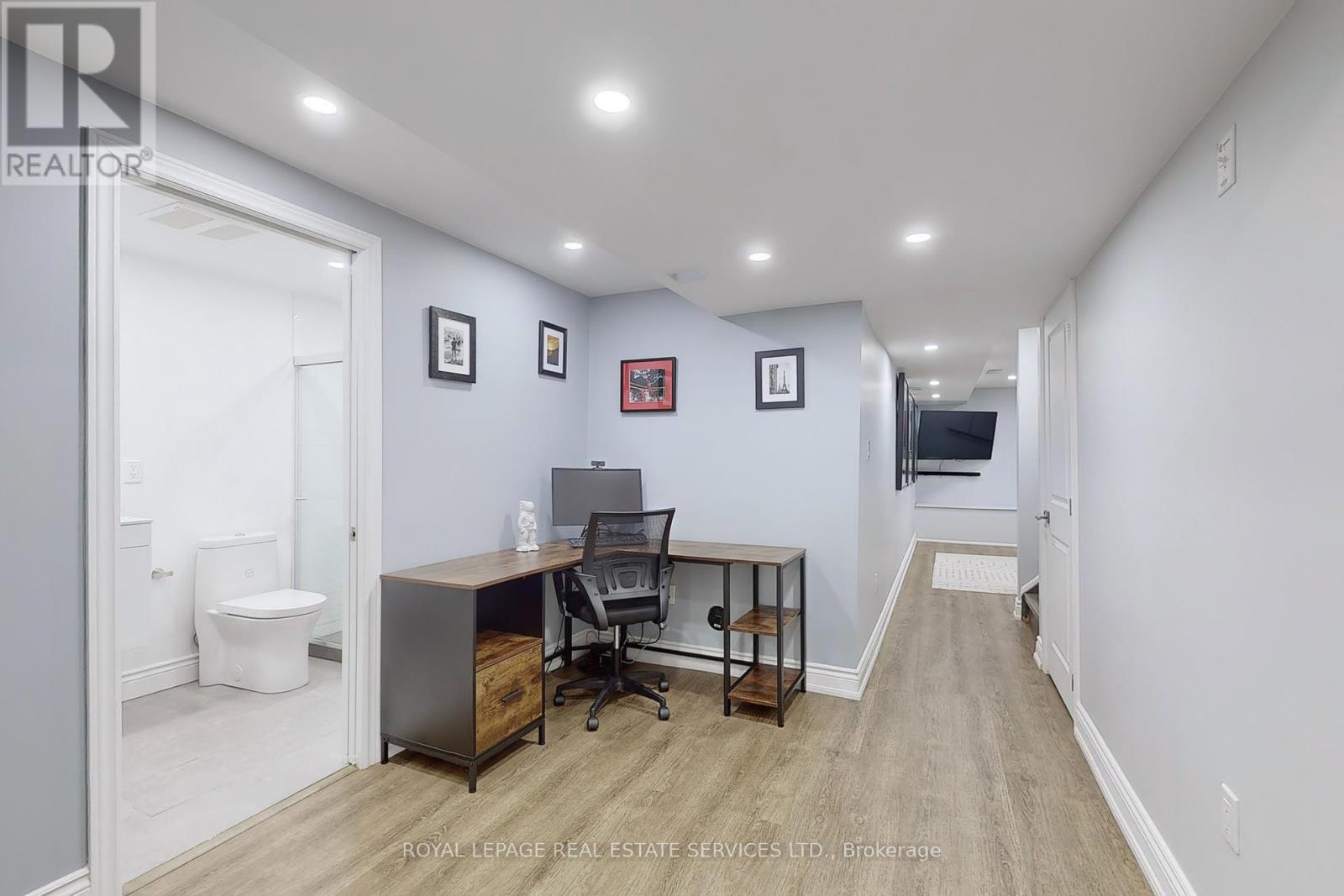 












4830 THOMAS ALTON BOULEVARD

,
Burlington,




Ontario
L7M0J5

