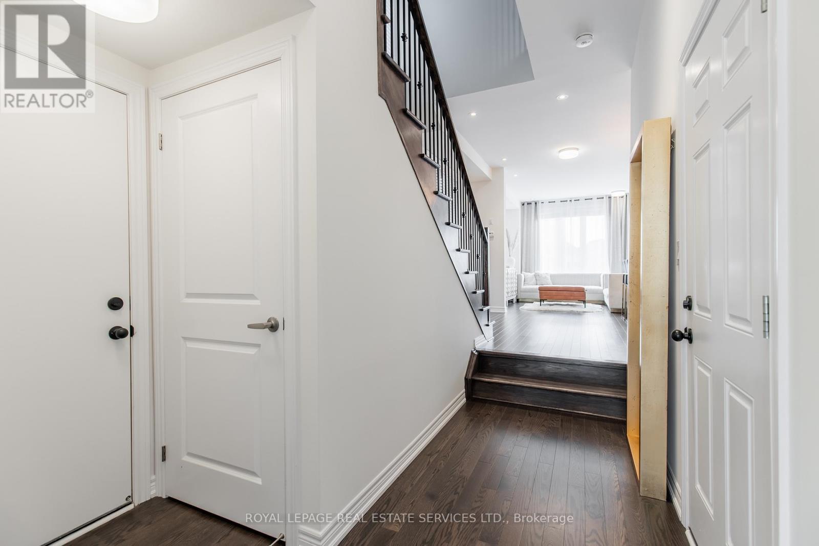 












1342 FARMSTEAD DRIVE

,
Milton,




Ontario
L9E1K9

