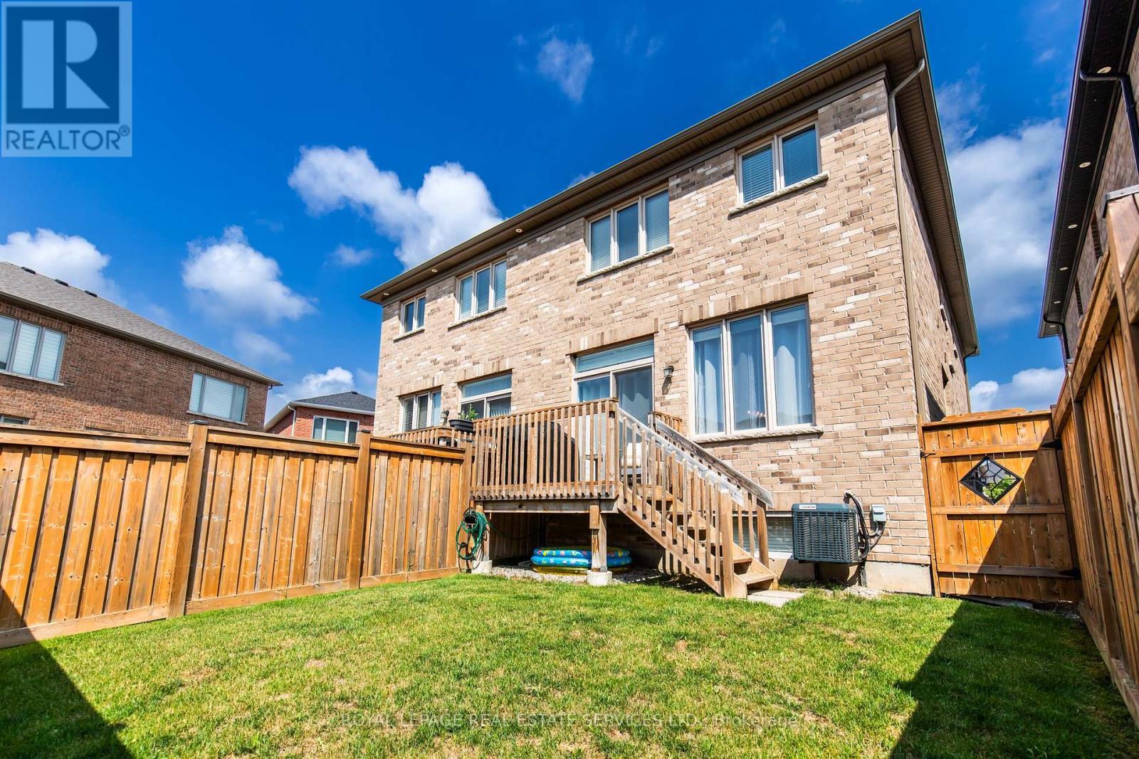 












1342 FARMSTEAD DRIVE

,
Milton,




Ontario
L9E1K9

