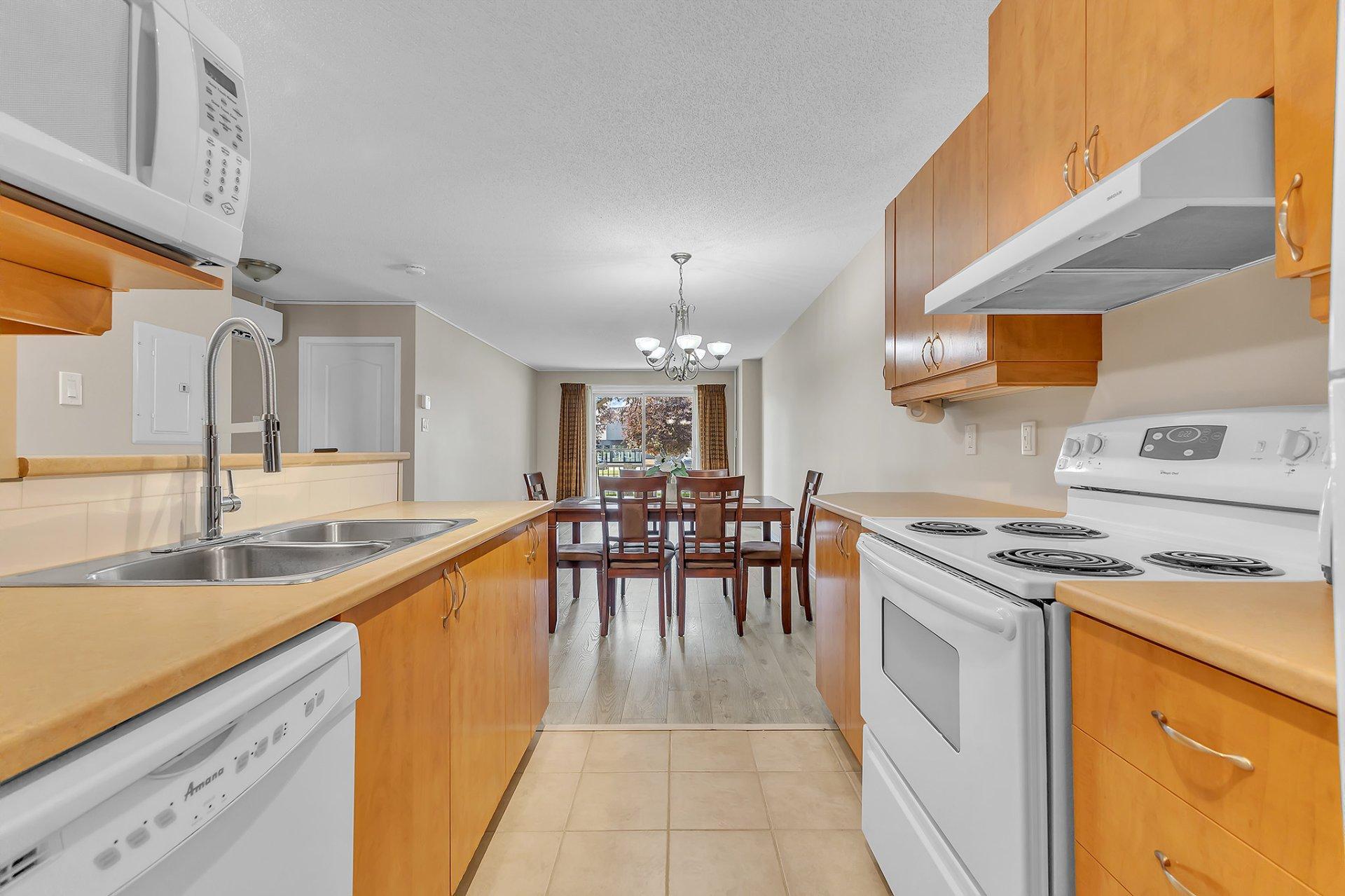 









505


Boul. de la Gappe

, 105,
Gatineau (Gatineau),




QC
J8T8R7

