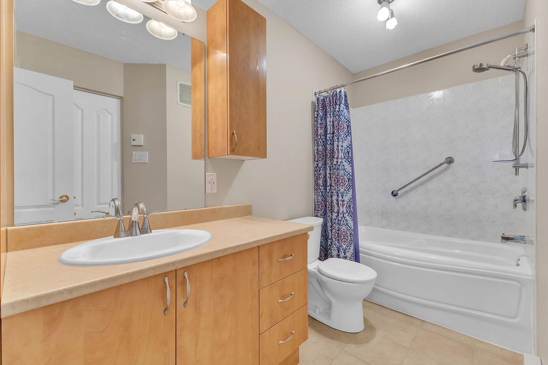 









505


Boul. de la Gappe

, 105,
Gatineau (Gatineau),




QC
J8T8R7

