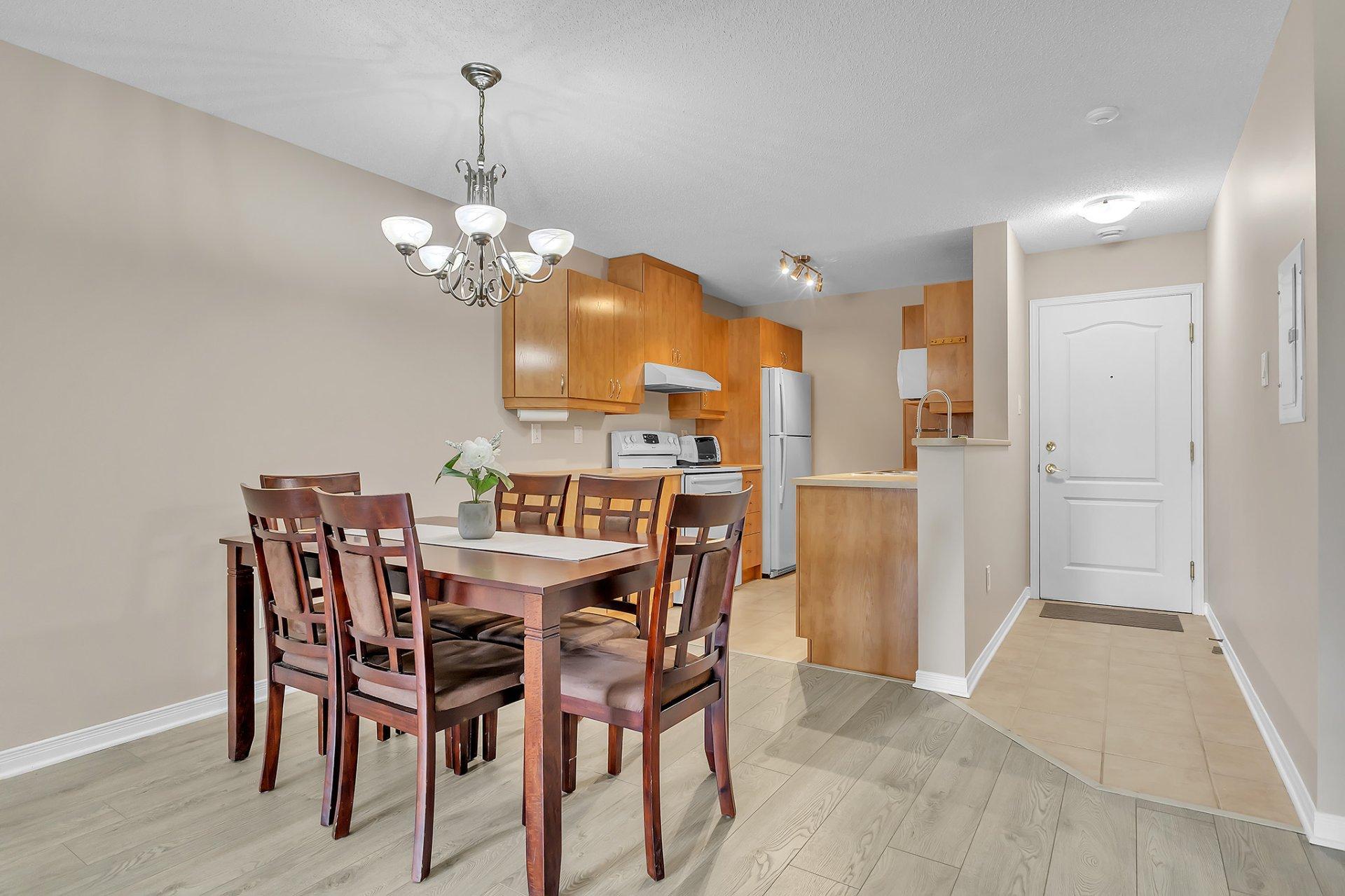 









505


Boul. de la Gappe

, 105,
Gatineau (Gatineau),




QC
J8T8R7

