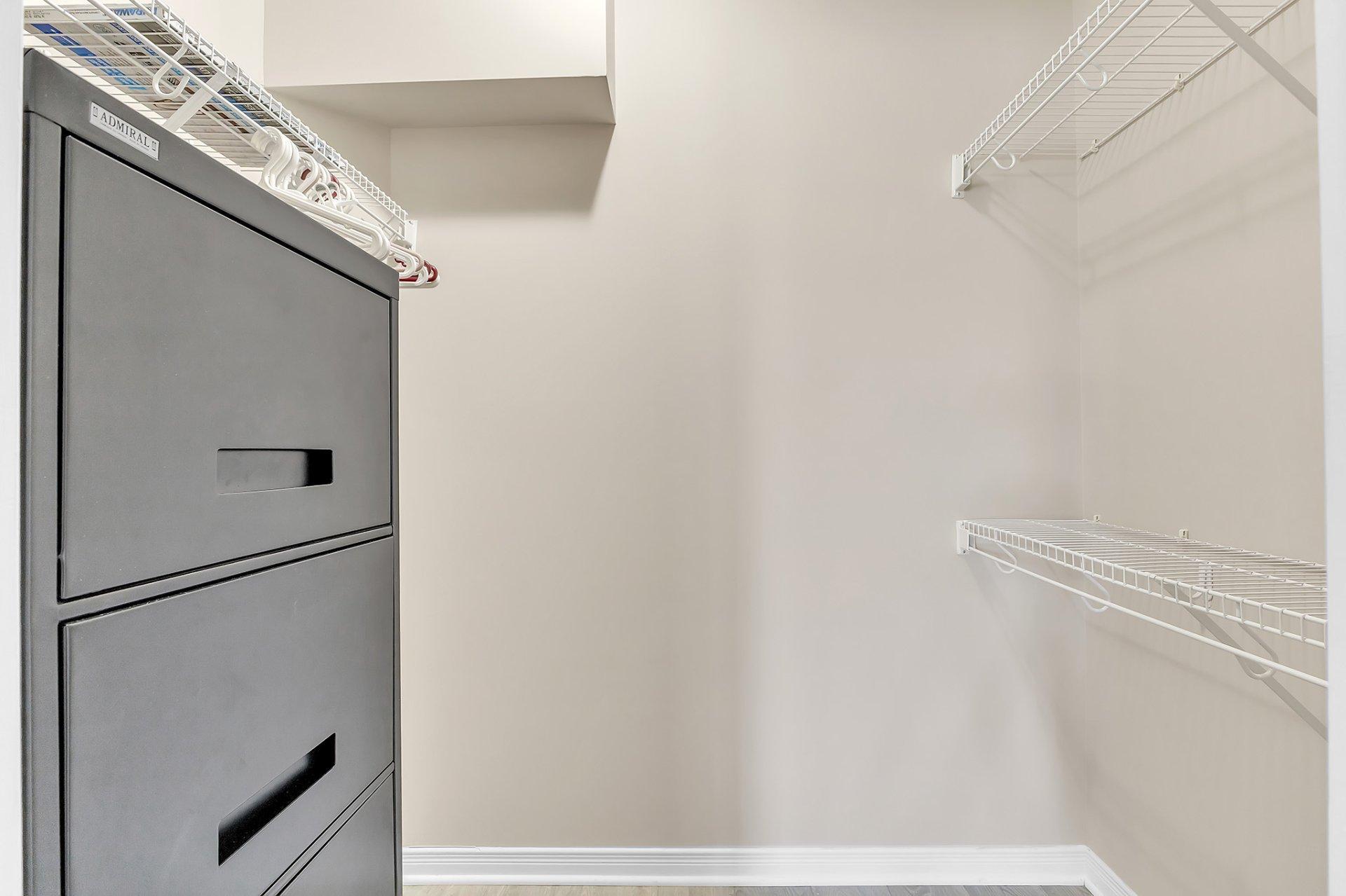 









505


Boul. de la Gappe

, 105,
Gatineau (Gatineau),




QC
J8T8R7

