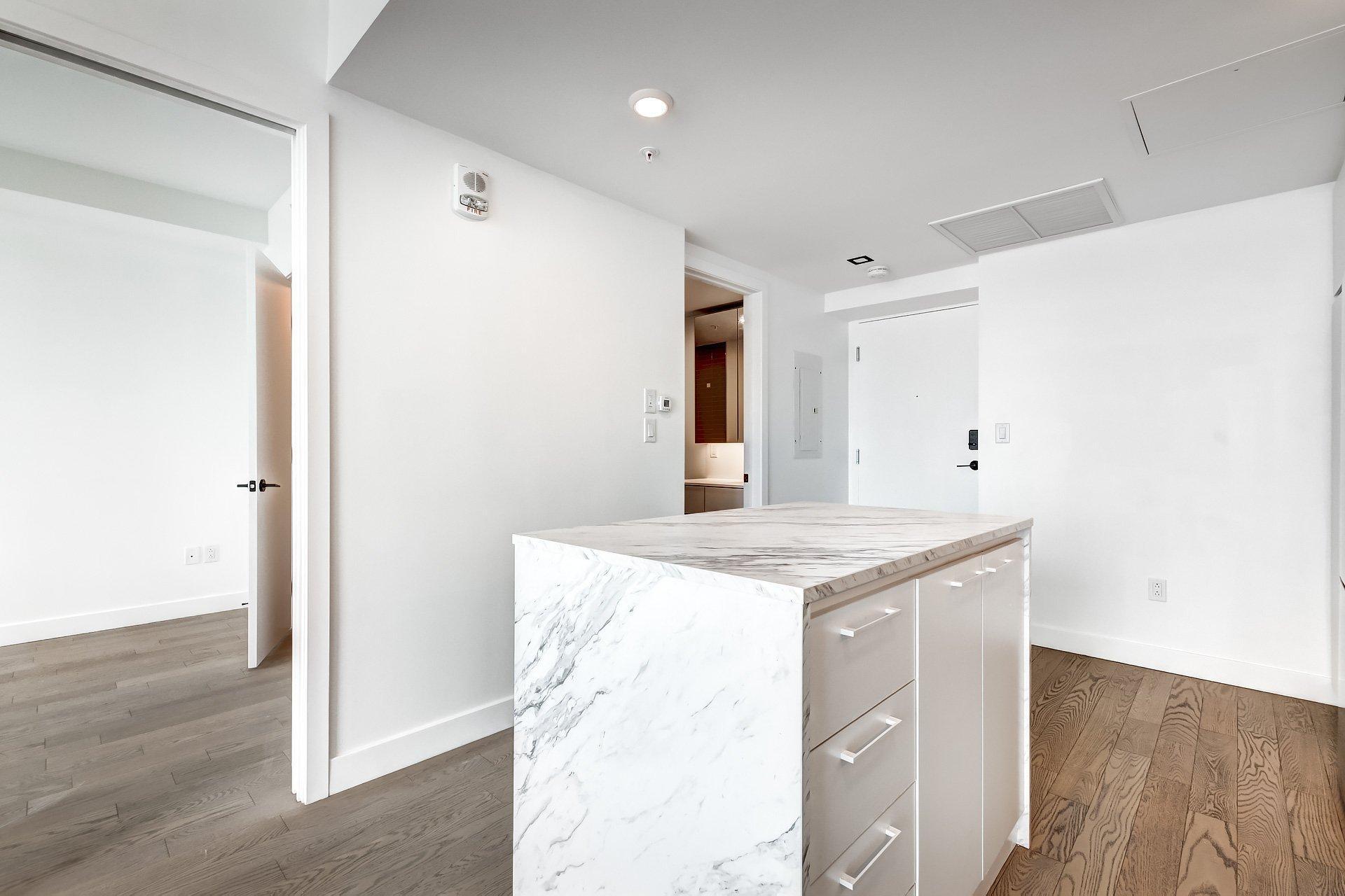 









1245


Rue De Bleury

, 3406,
Montréal (Ville-Marie),




QC
H3B0C2

