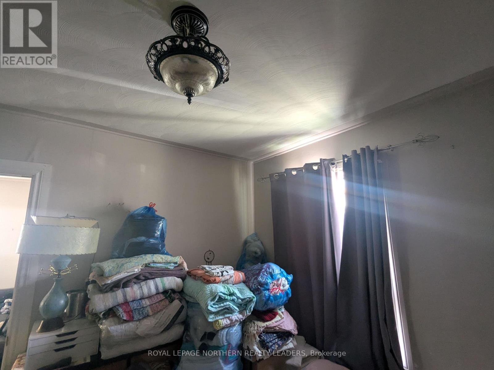 












82 CROATIA AVENUE

,
Timmins (SCH - Main Area),




Ontario
P0N1G0

