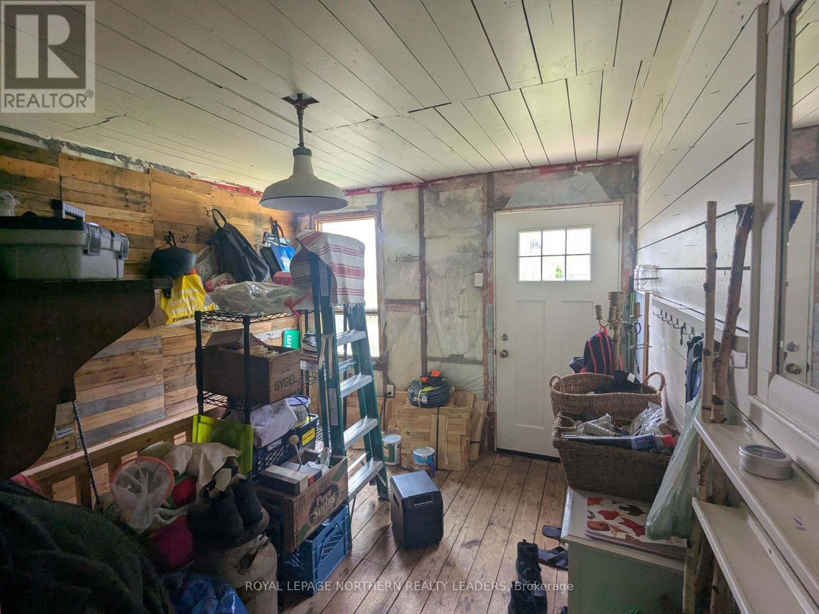 












82 CROATIA AVENUE

,
Timmins (SCH - Main Area),




Ontario
P0N1G0

