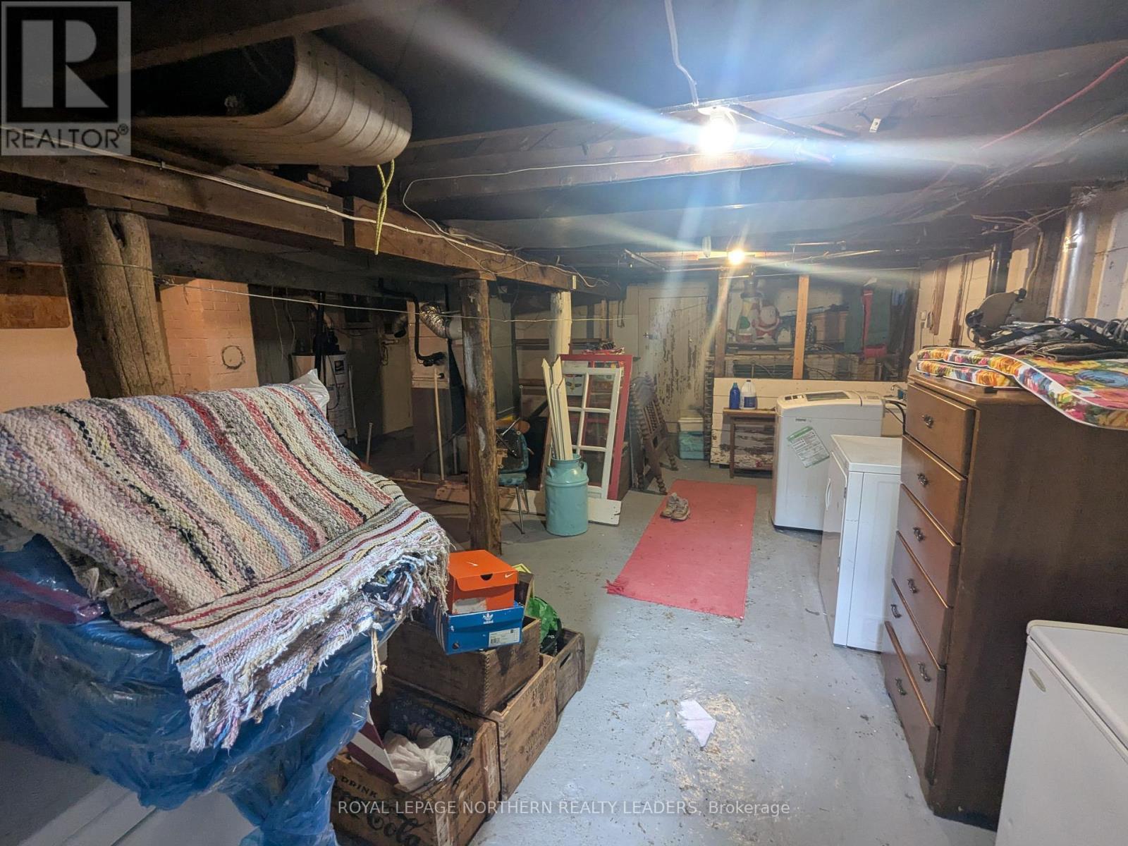 












82 CROATIA AVENUE

,
Timmins (SCH - Main Area),




Ontario
P0N1G0

