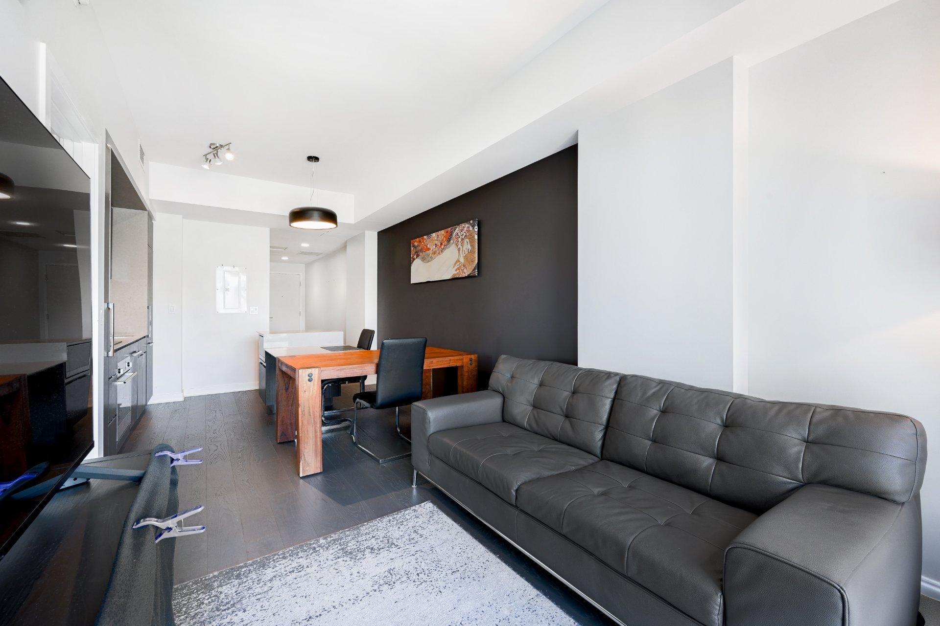 









1288


Av. des Canadiens-de-Montréal

, 4416,
Montréal (Ville-Marie),




QC
H3B3B3

