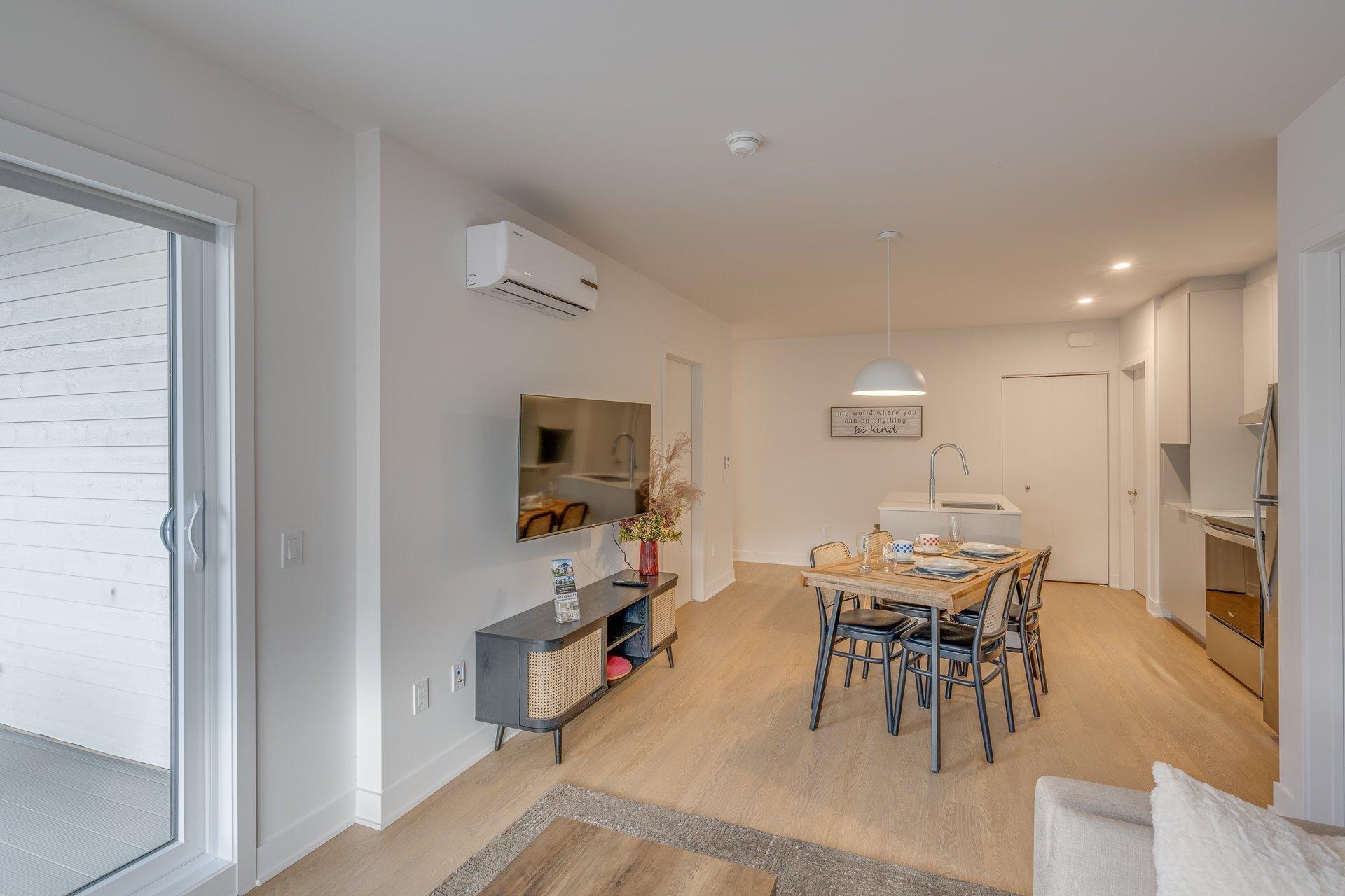 









635


Rue Légaré

, 100,
Mont-Tremblant,




QC
J8E0S6

