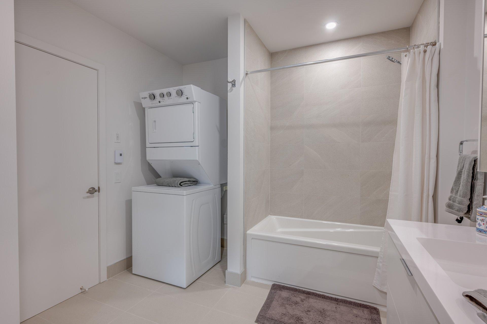 









635


Rue Légaré

, 100,
Mont-Tremblant,




QC
J8E0S6

