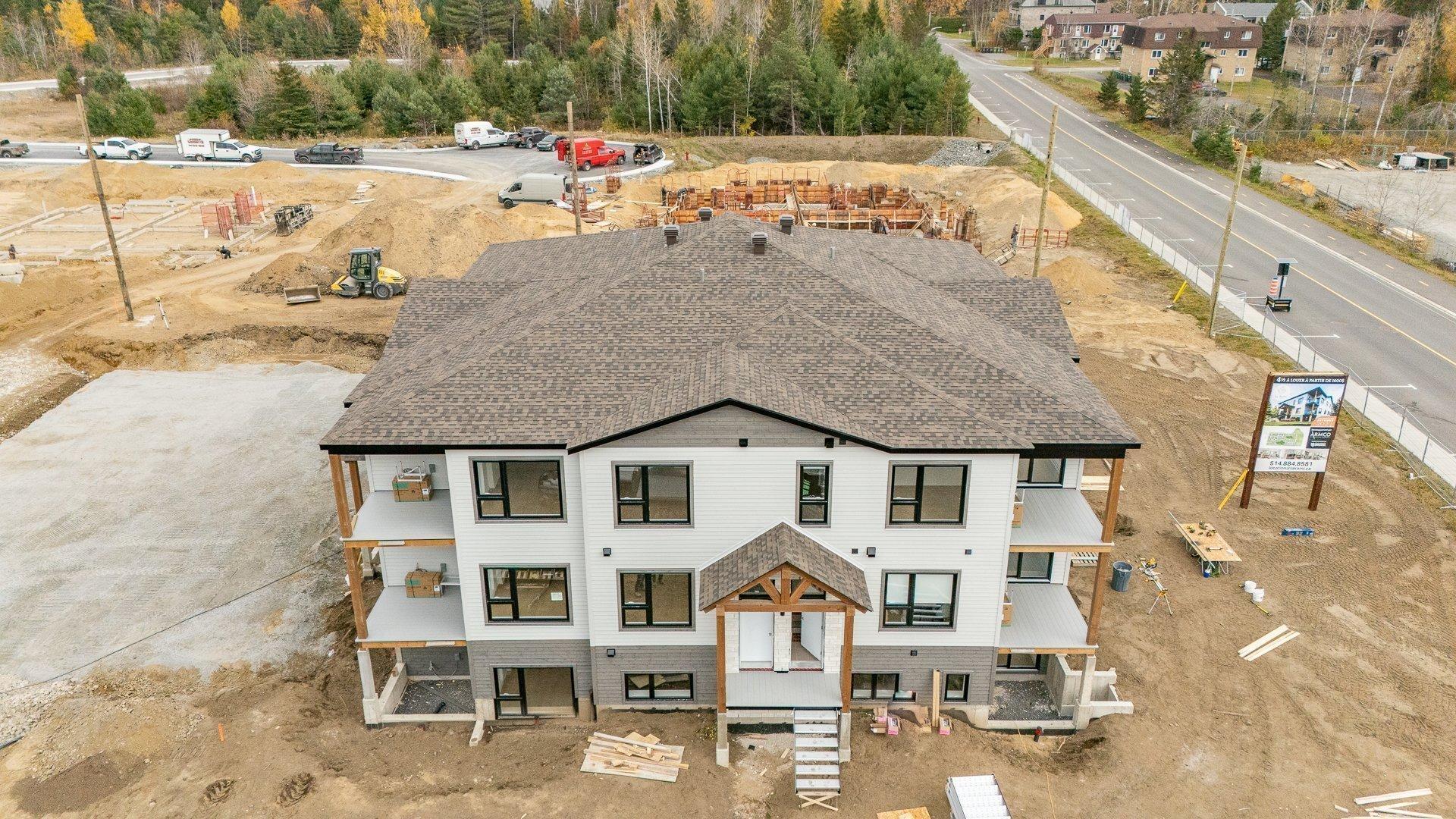 









635


Rue Légaré

, 100,
Mont-Tremblant,




QC
J8E0S6

