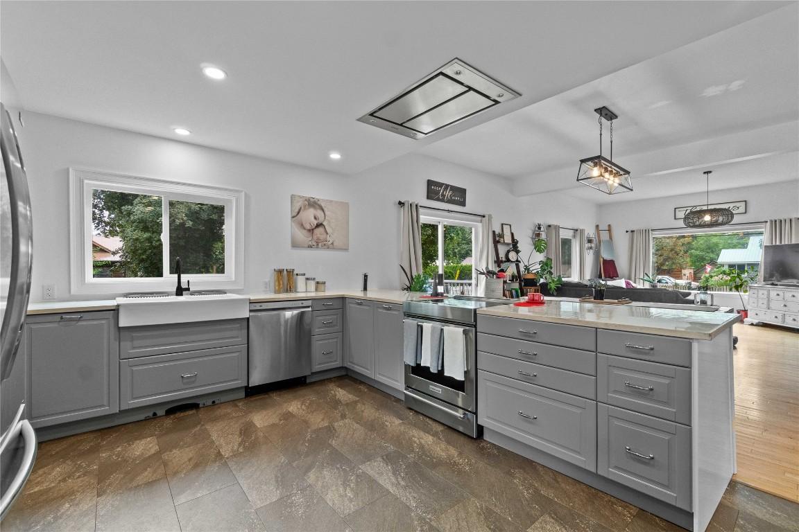 









1207


George

Street,
Enderby,




BC
V0E 1V2

