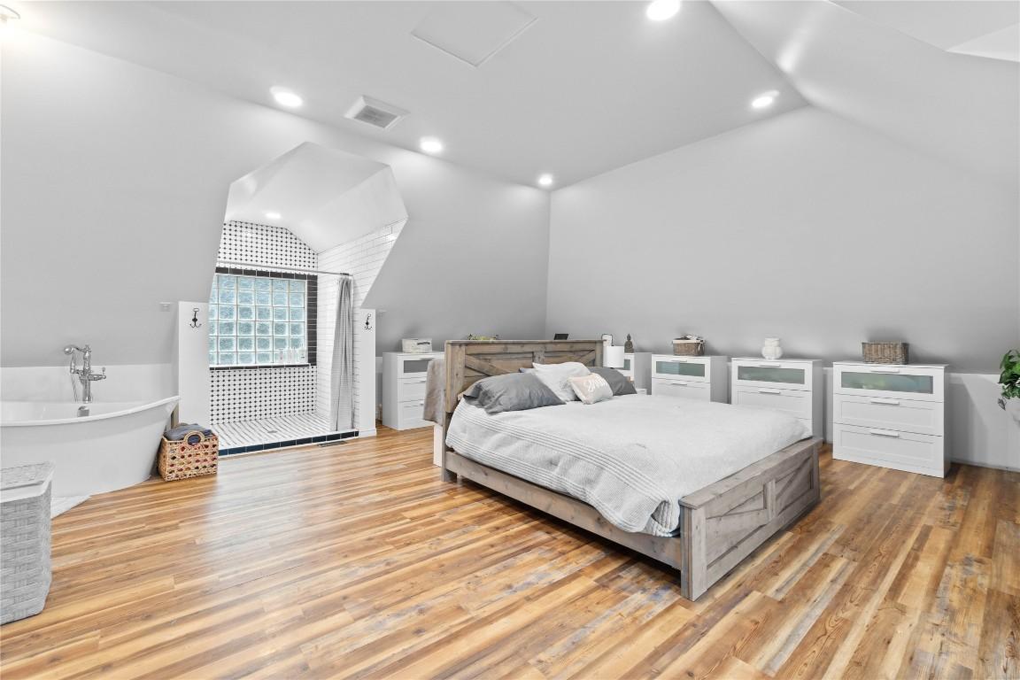 









1207


George

Street,
Enderby,




BC
V0E 1V2

