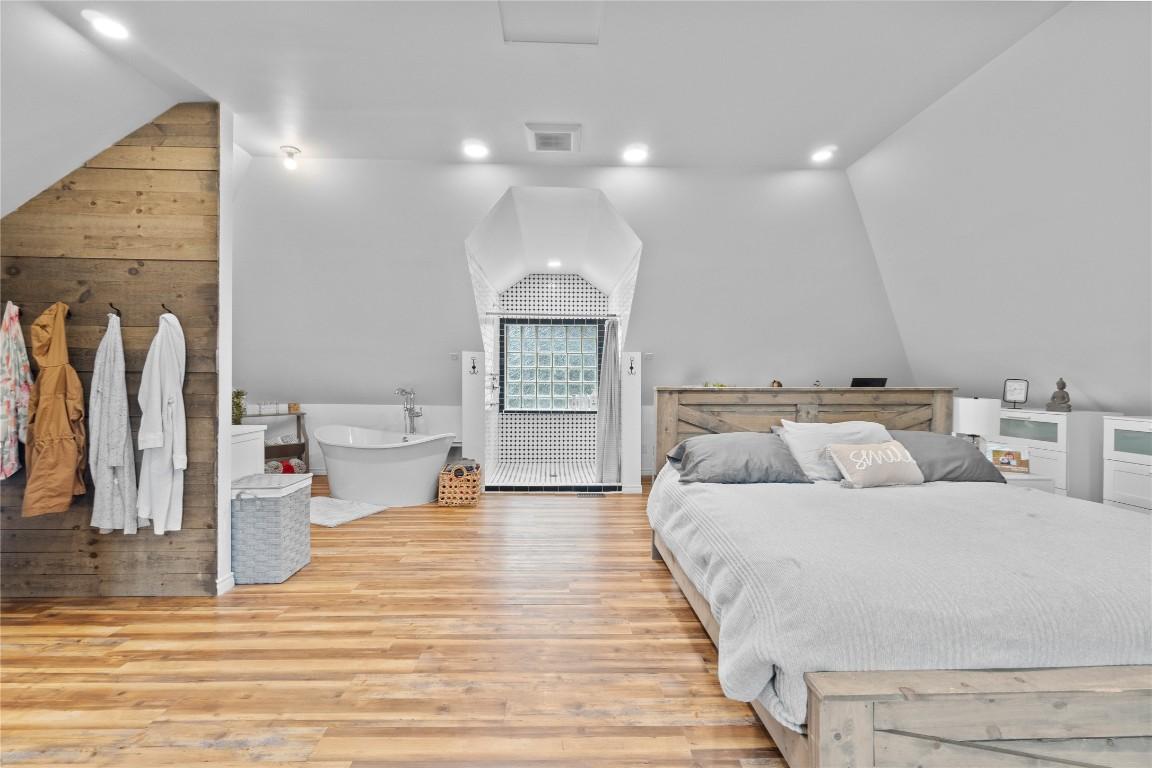 









1207


George

Street,
Enderby,




BC
V0E 1V2

