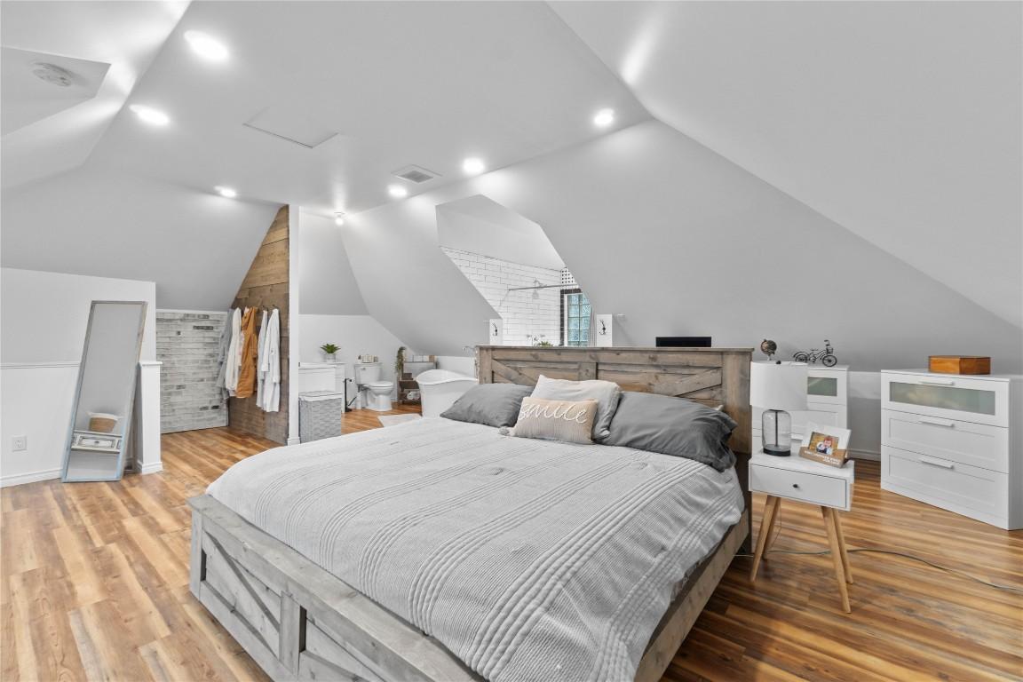 









1207


George

Street,
Enderby,




BC
V0E 1V2

