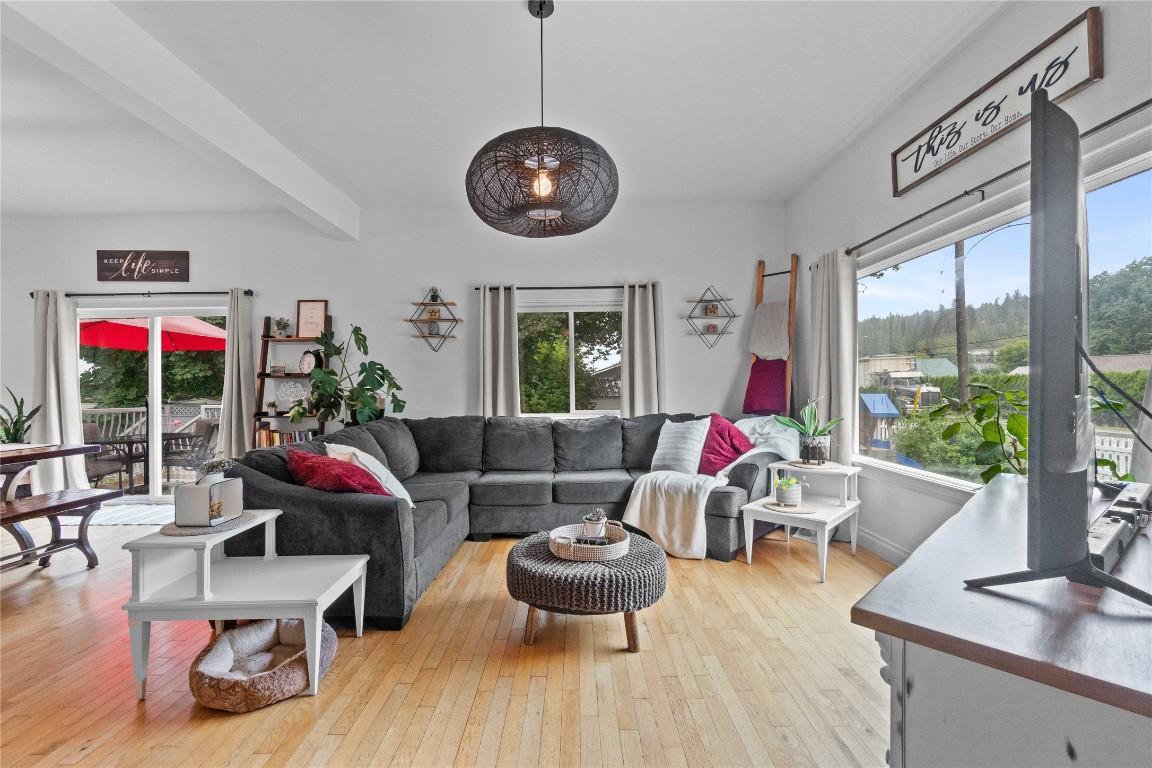 









1207


George

Street,
Enderby,




BC
V0E 1V2

