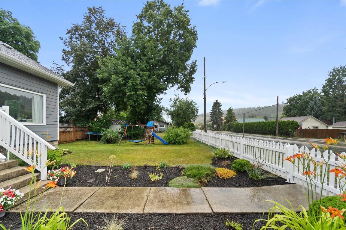 









1207


George

Street,
Enderby,




BC
V0E 1V2

