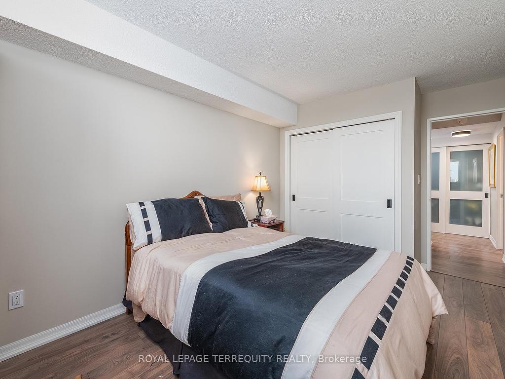 









260


Scarlett

Road, 1802,
Toronto,




ON
M6N 4X6

