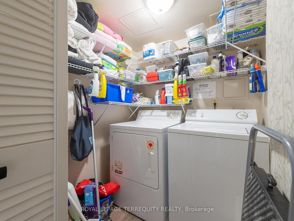 









260


Scarlett

Road, 1802,
Toronto,




ON
M6N 4X6

