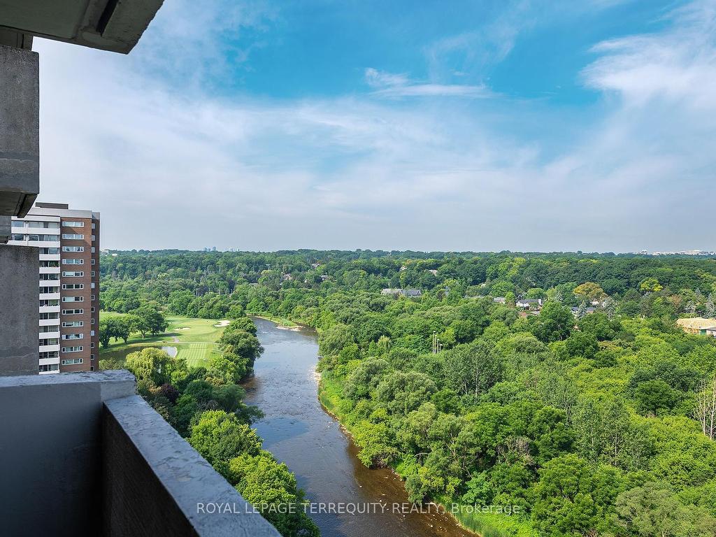 









260


Scarlett

Road, 1802,
Toronto,




ON
M6N 4X6

