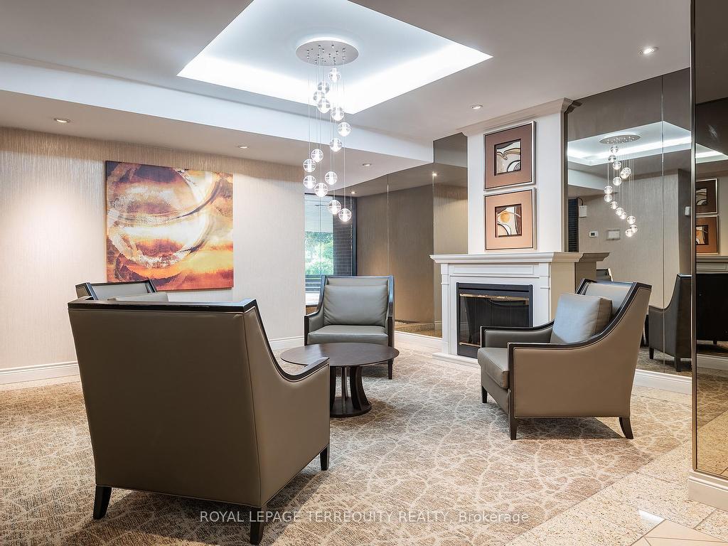 









260


Scarlett

Road, 1802,
Toronto,




ON
M6N 4X6

