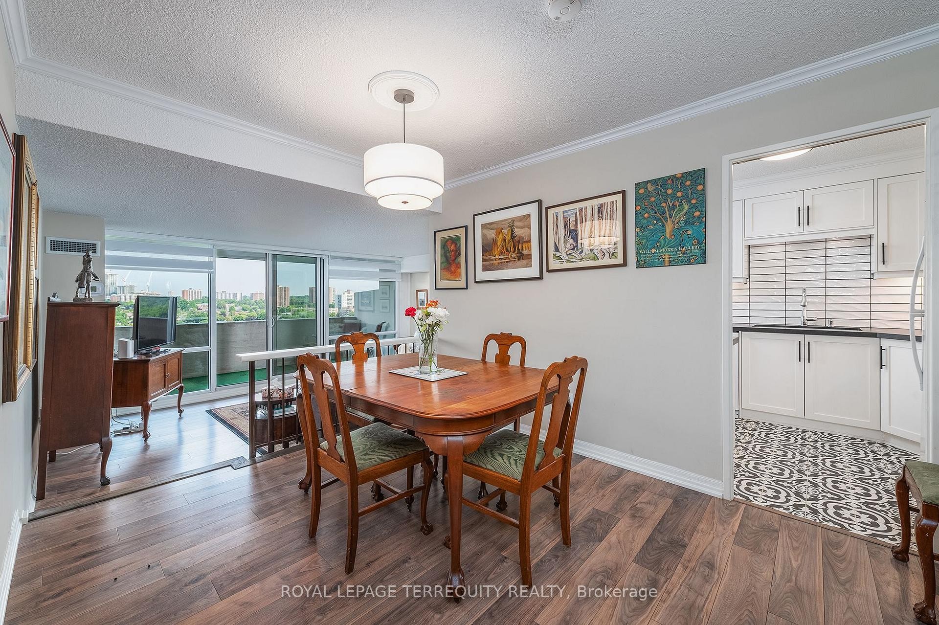 









260


Scarlett

Road, 1802,
Toronto,




ON
M6N 4X6

