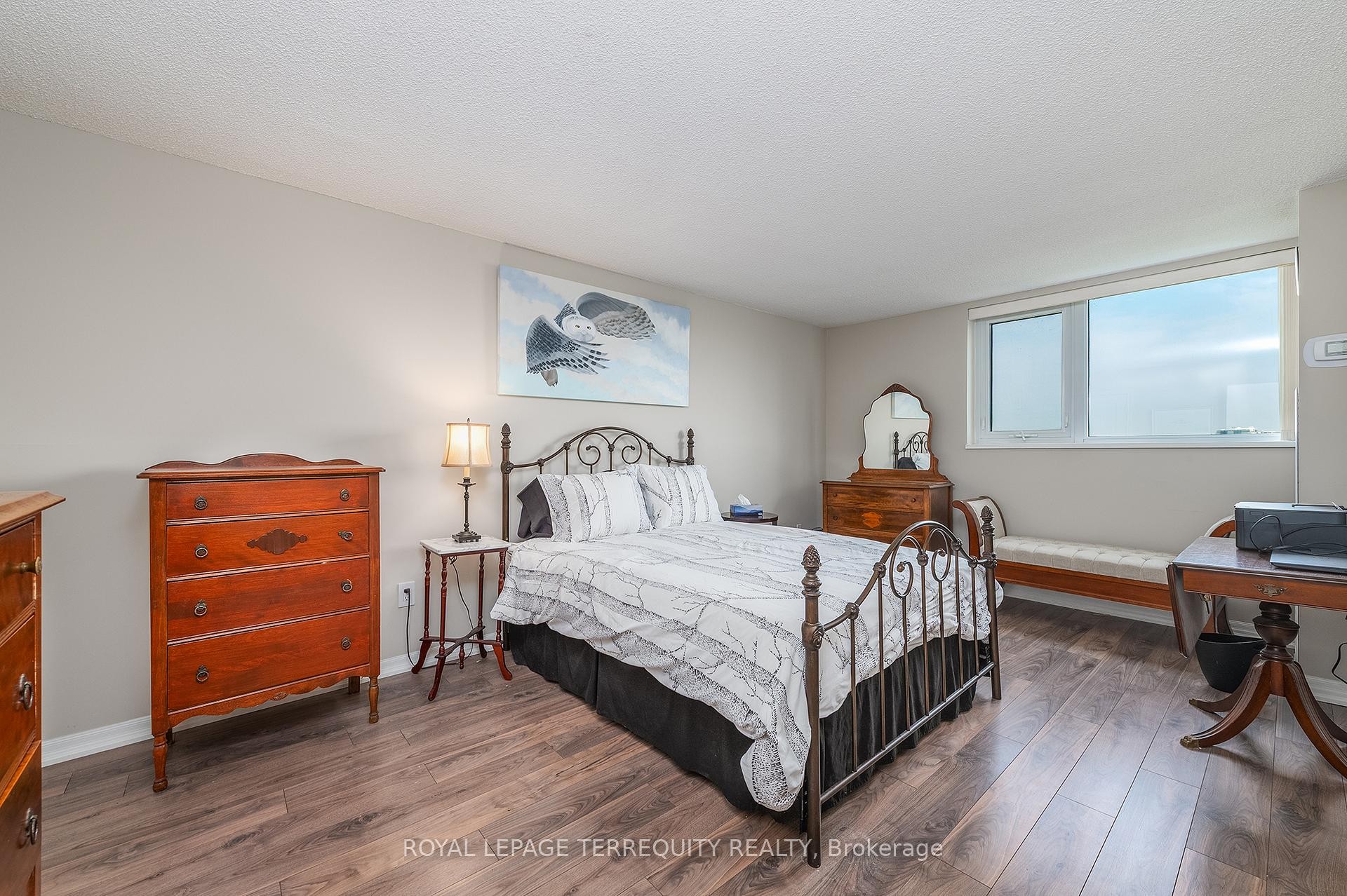 









260


Scarlett

Road, 1802,
Toronto,




ON
M6N 4X6

