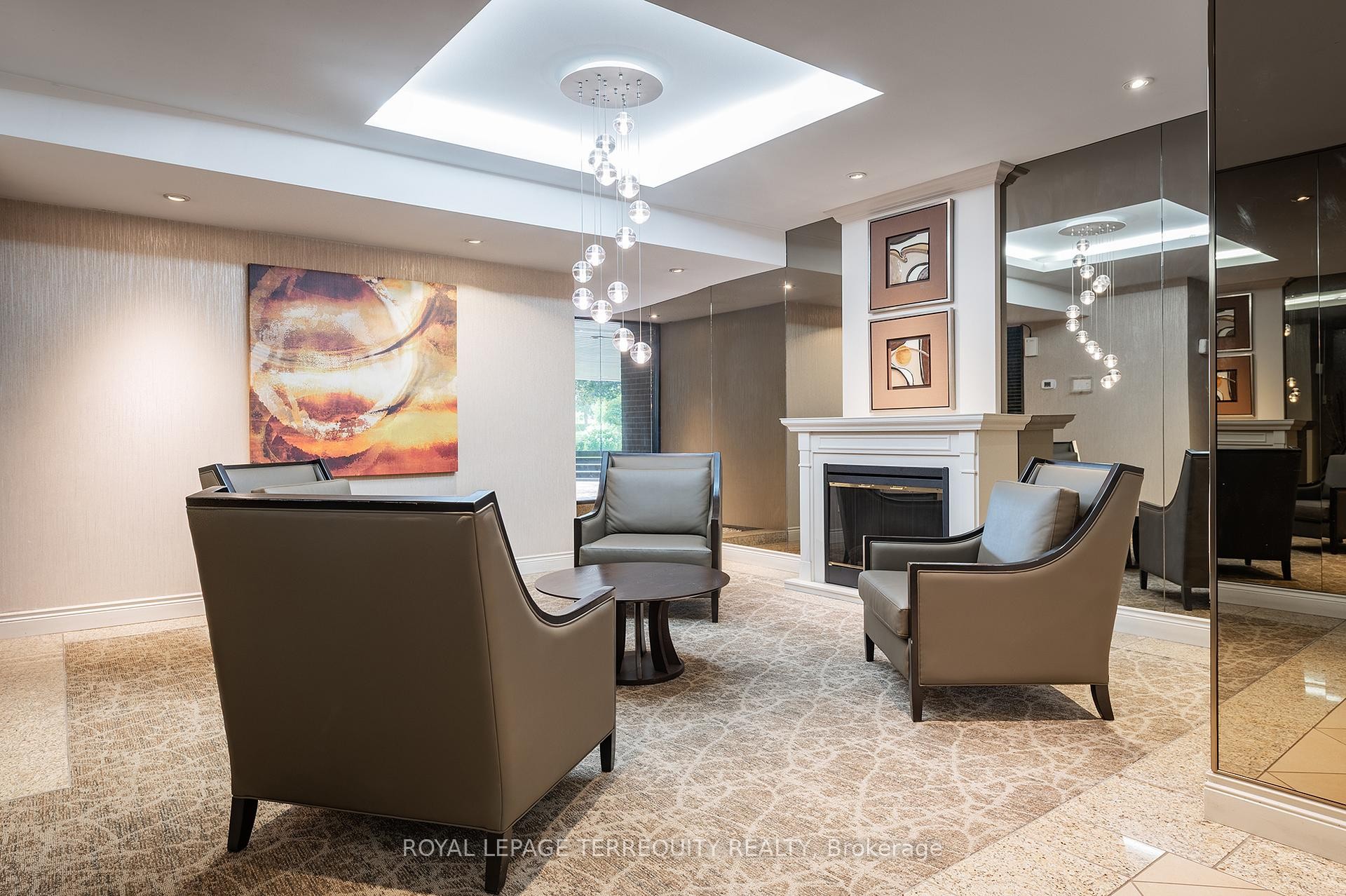 









260


Scarlett

Road, 1802,
Toronto,




ON
M6N 4X6

