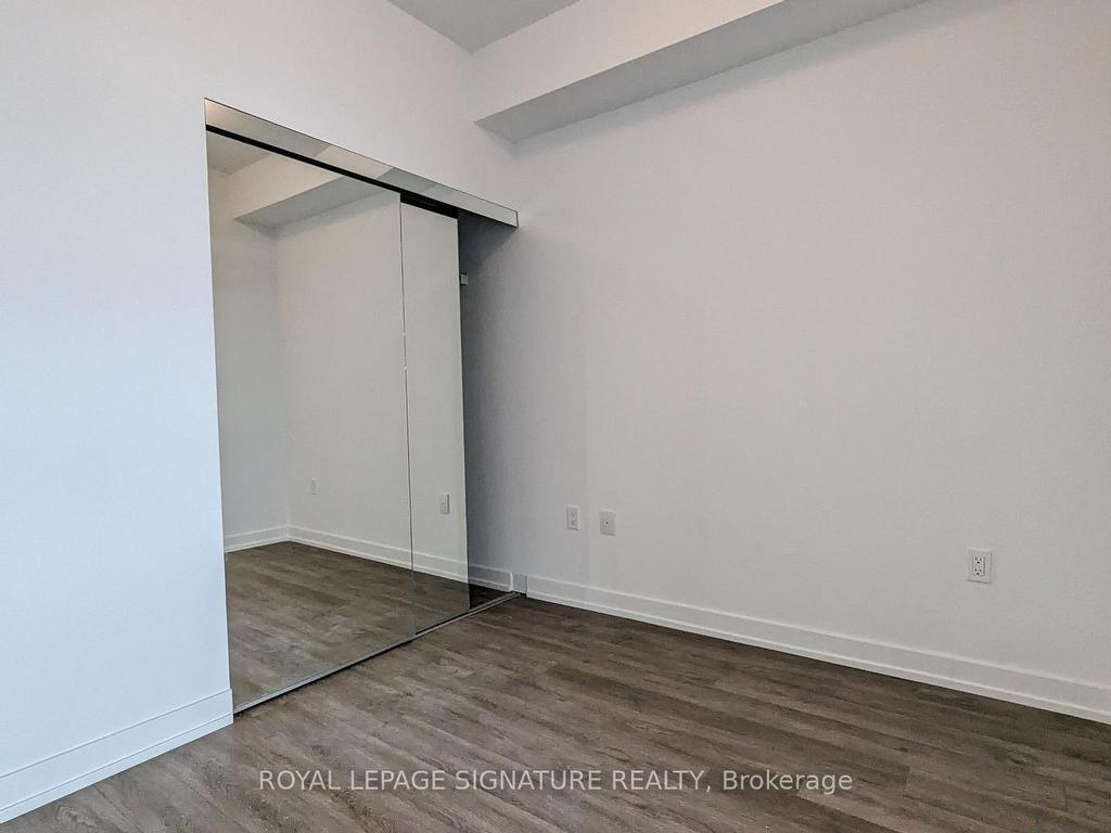 









1195


The Queensway

Way, 901,
Toronto,




ON
M8Z 1R6


