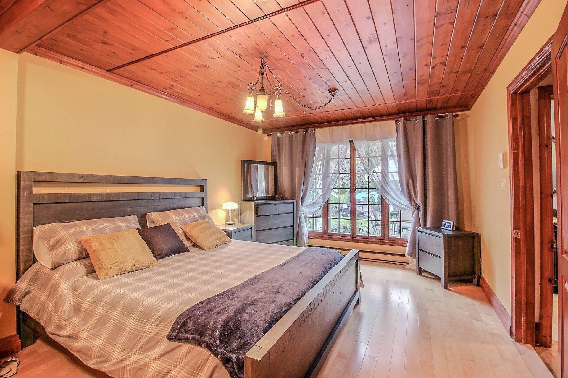 









7655


Rue St-François N.

,
Sherbrooke (Brompton/Rock Forest/Saint-Élie/Deauville),




QC
J1C0V4

