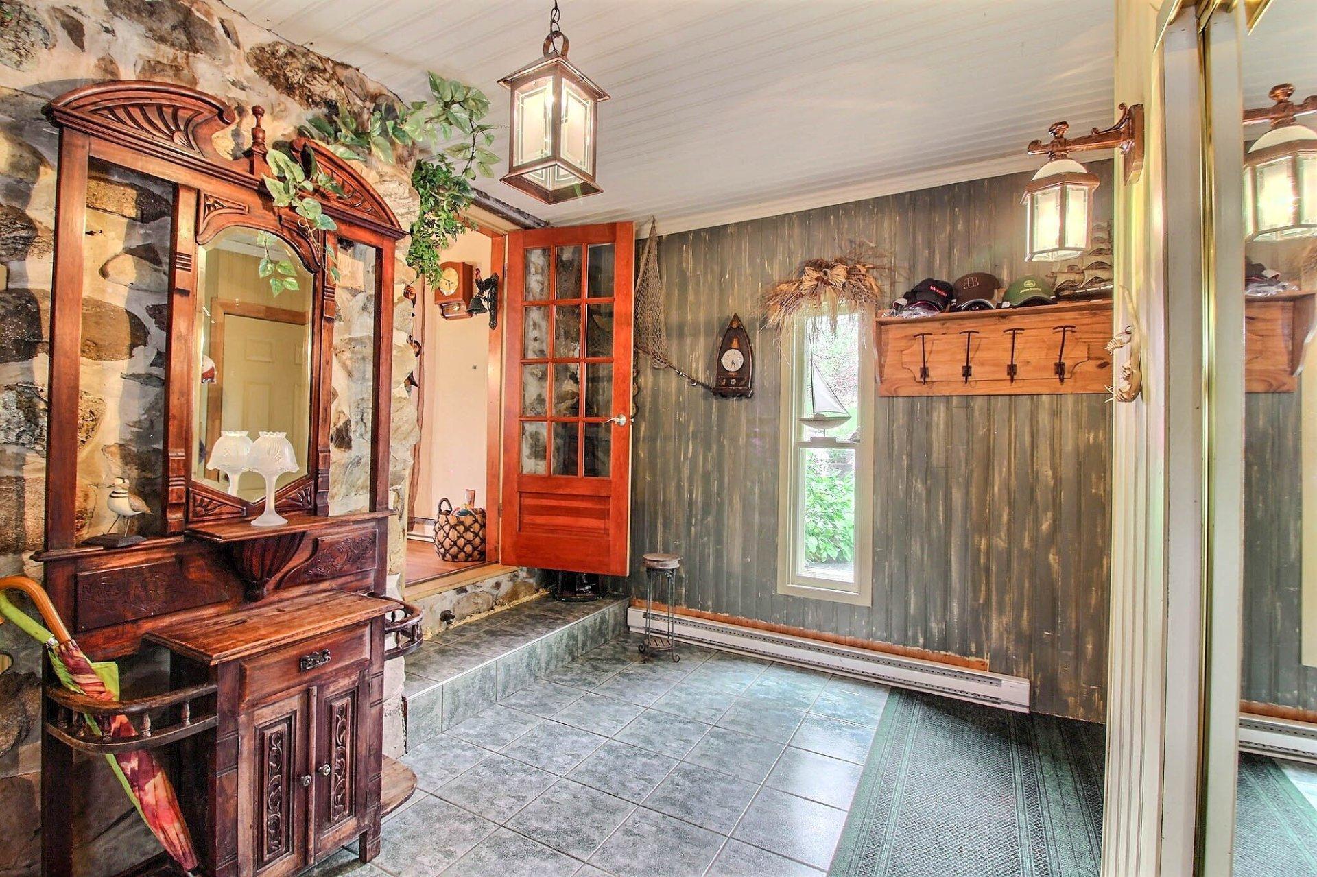 









7655


Rue St-François N.

,
Sherbrooke (Brompton/Rock Forest/Saint-Élie/Deauville),




QC
J1C0V4

