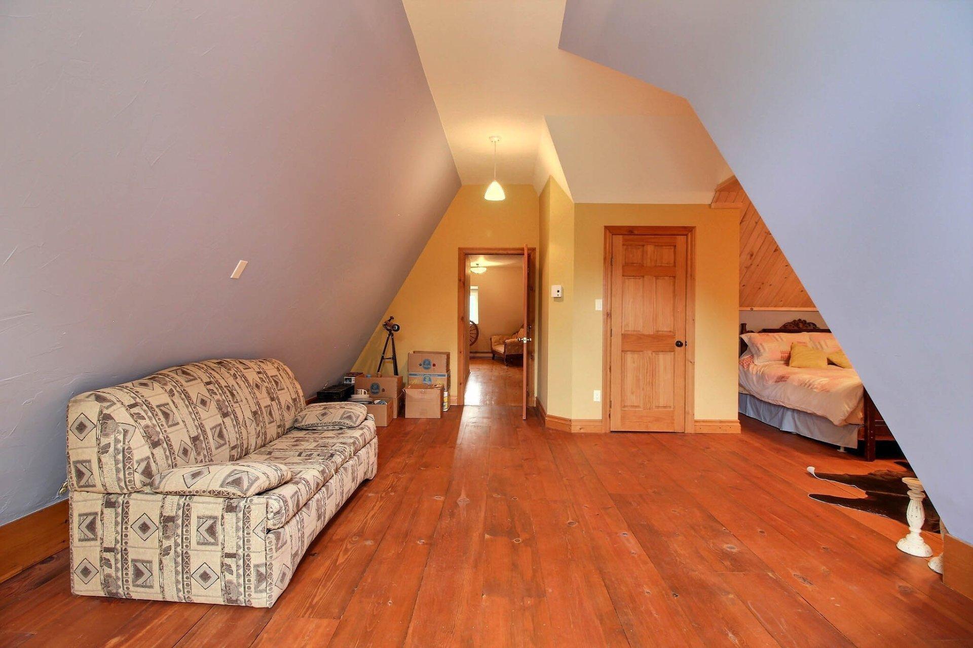 









7655


Rue St-François N.

,
Sherbrooke (Brompton/Rock Forest/Saint-Élie/Deauville),




QC
J1C0V4

