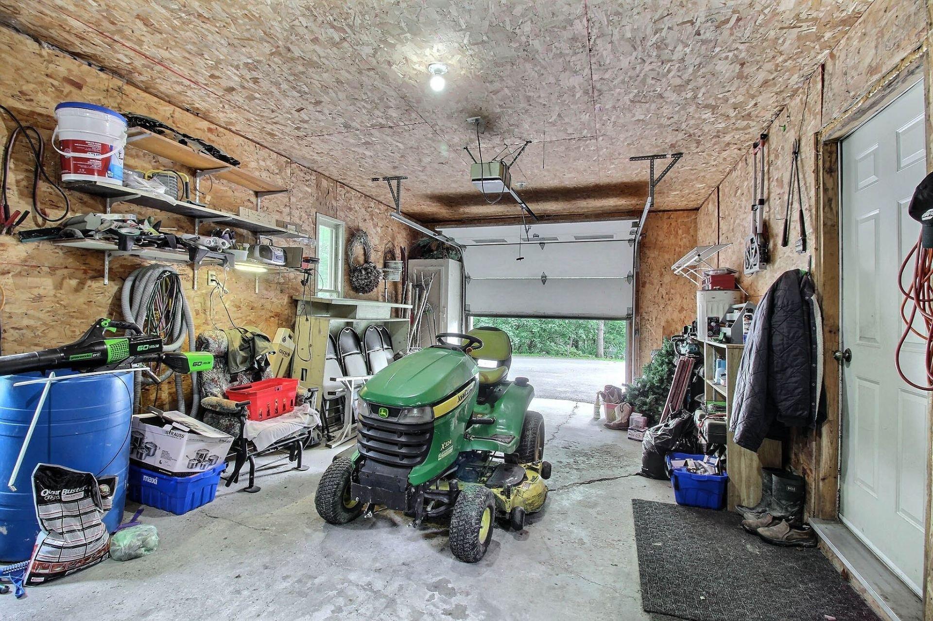 









7655


Rue St-François N.

,
Sherbrooke (Brompton/Rock Forest/Saint-Élie/Deauville),




QC
J1C0V4


