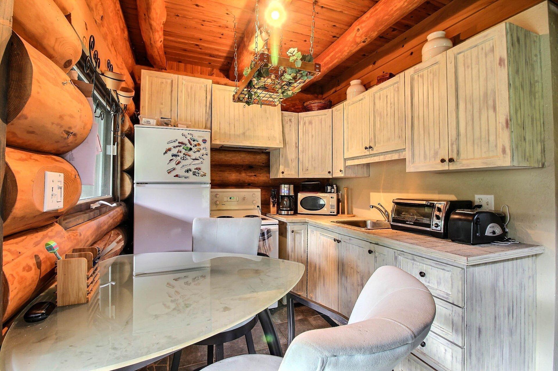 









7655


Rue St-François N.

,
Sherbrooke (Brompton/Rock Forest/Saint-Élie/Deauville),




QC
J1C0V4

