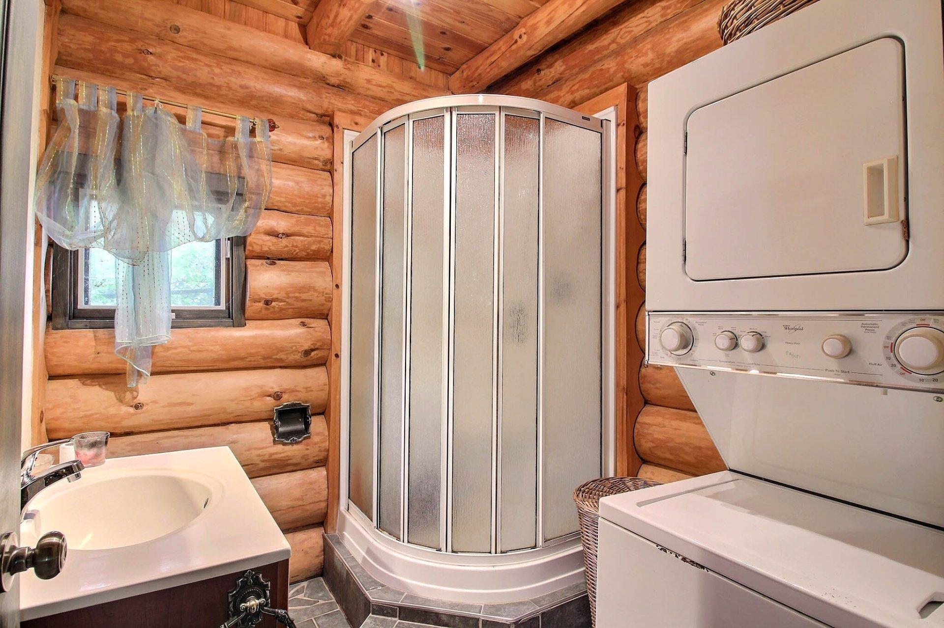 









7655


Rue St-François N.

,
Sherbrooke (Brompton/Rock Forest/Saint-Élie/Deauville),




QC
J1C0V4

