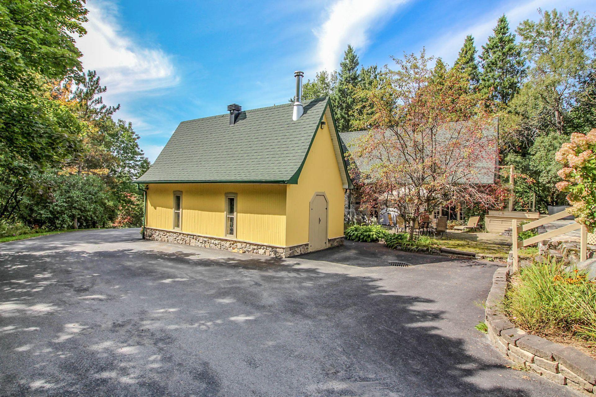 









7655


Rue St-François N.

,
Sherbrooke (Brompton/Rock Forest/Saint-Élie/Deauville),




QC
J1C0V4

