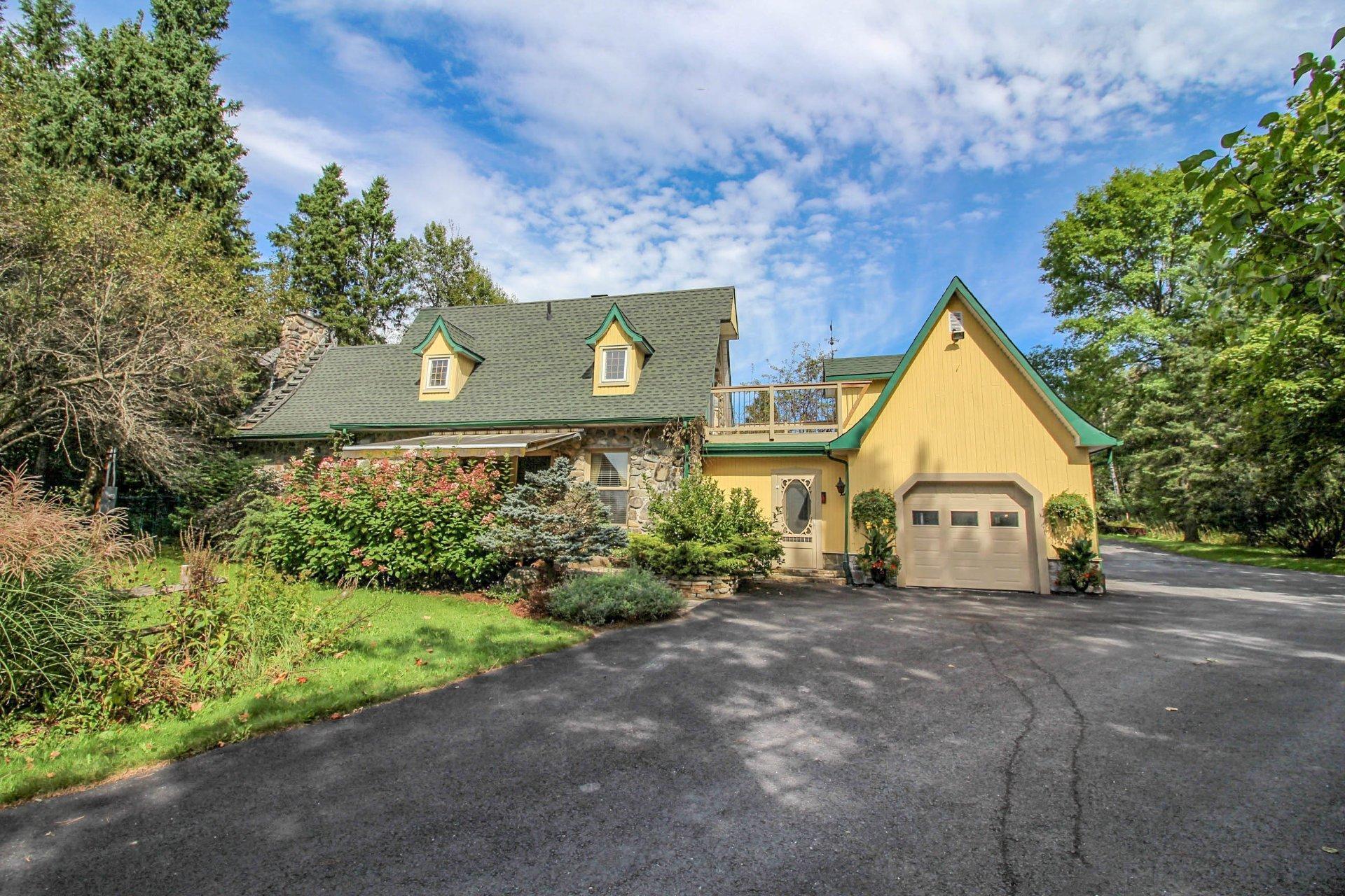 









7655


Rue St-François N.

,
Sherbrooke (Brompton/Rock Forest/Saint-Élie/Deauville),




QC
J1C0V4

